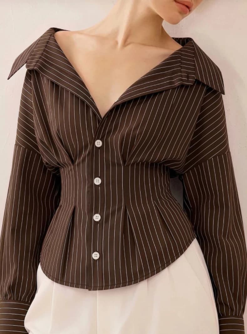 Collar and placket detail